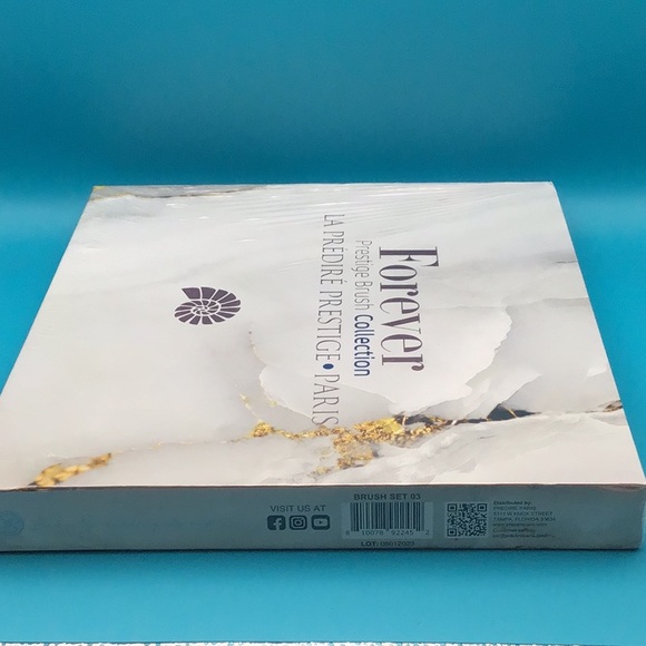 La Predire Prestige Paris Forever Prestige Brush Collection New In Box - Picture 4 of 6